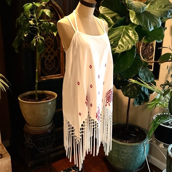 Deja boho embroidered tribal fringe tunic top - Picture 5 of 8
